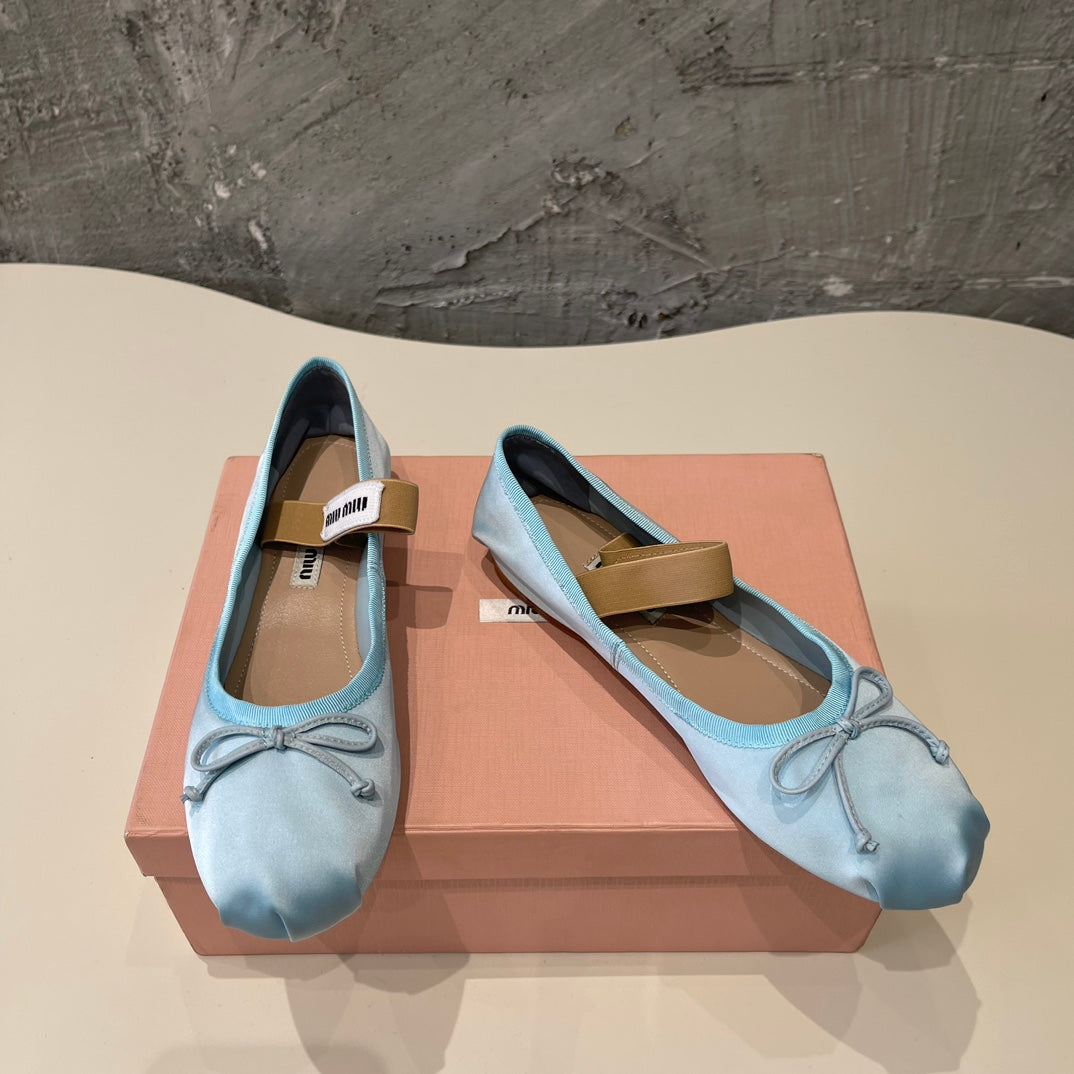 BALLET FLAT SHOES LIGHT BLUE GLOSSY SHEEPSKIN - 35