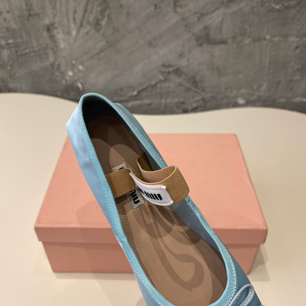 BALLET FLAT SHOES LIGHT BLUE GLOSSY SHEEPSKIN - 35
