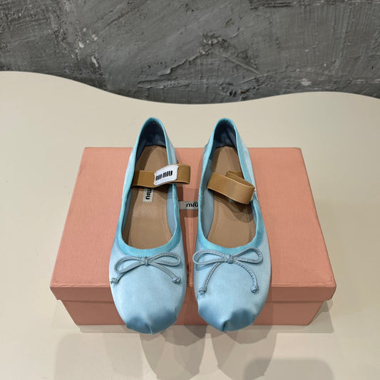BALLET FLAT SHOES LIGHT BLUE GLOSSY SHEEPSKIN - 35