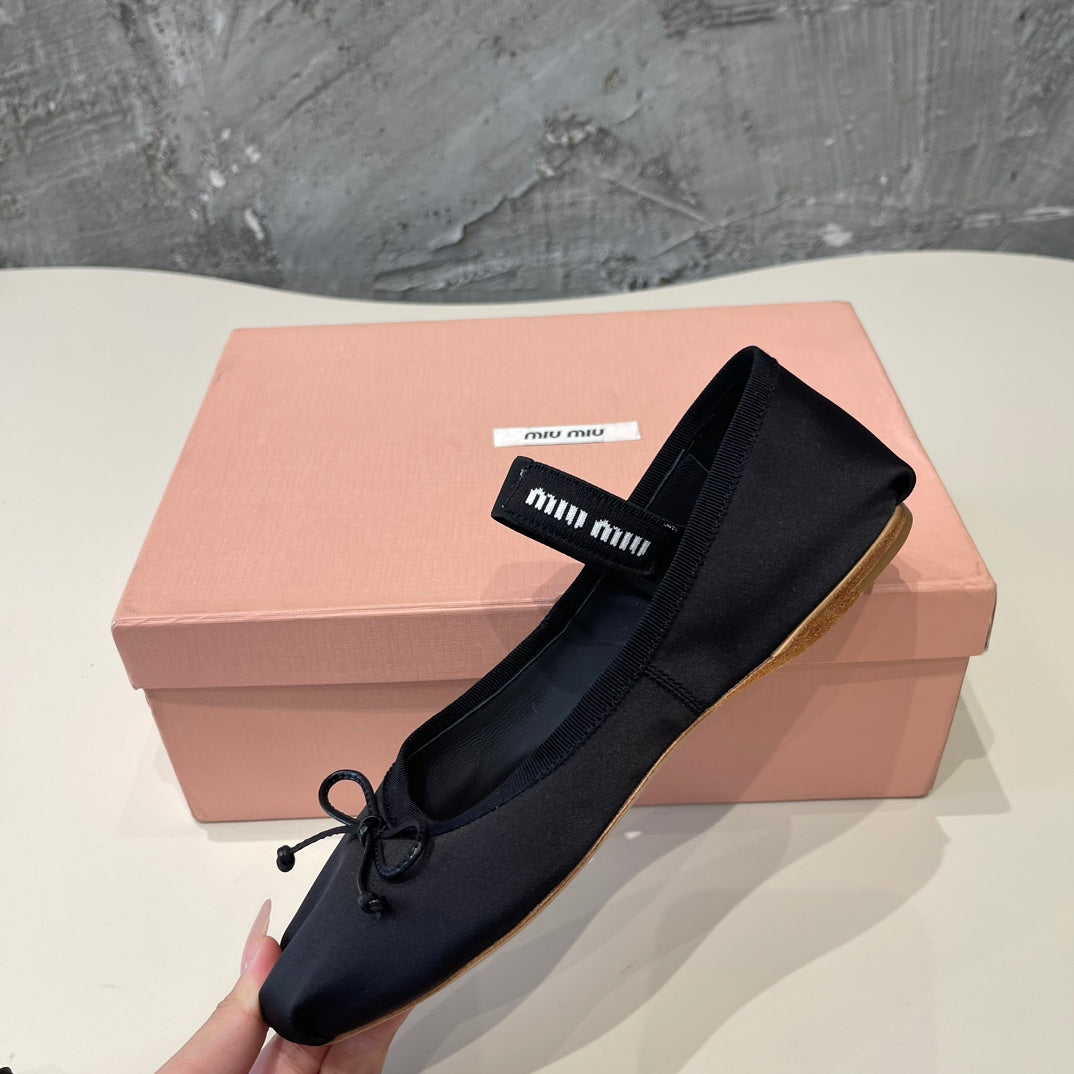BALLET FLAT SHOES BLACK GLOSSY SHEEPSKIN - 35