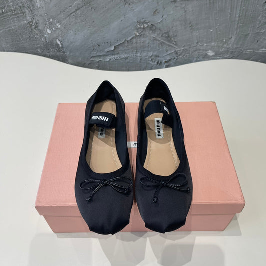 BALLET FLAT SHOES BLACK GLOSSY SHEEPSKIN - 35