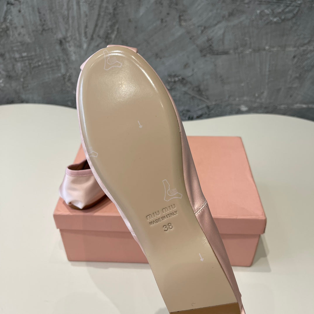 BALLET FLAT SHOES LIGHT PINK COLOR GLOSSY SHEEPSKIN - 35