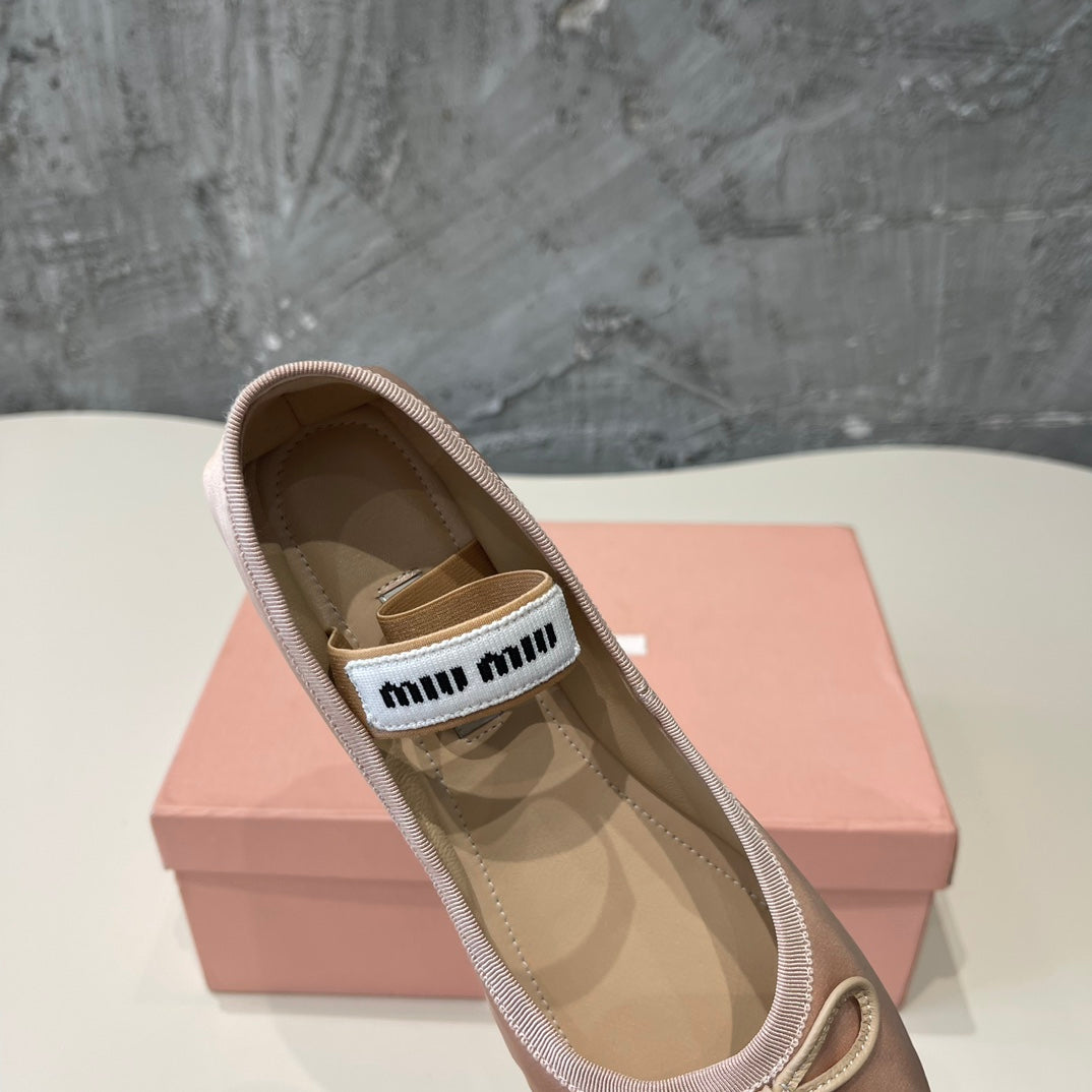 BALLET FLAT SHOES PASTEL PINK COLOR GLOSSY SHEEPSKIN - 35