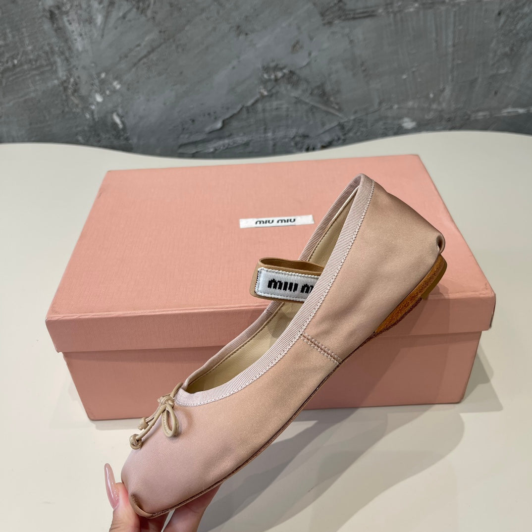 BALLET FLAT SHOES PASTEL PINK COLOR GLOSSY SHEEPSKIN - 35