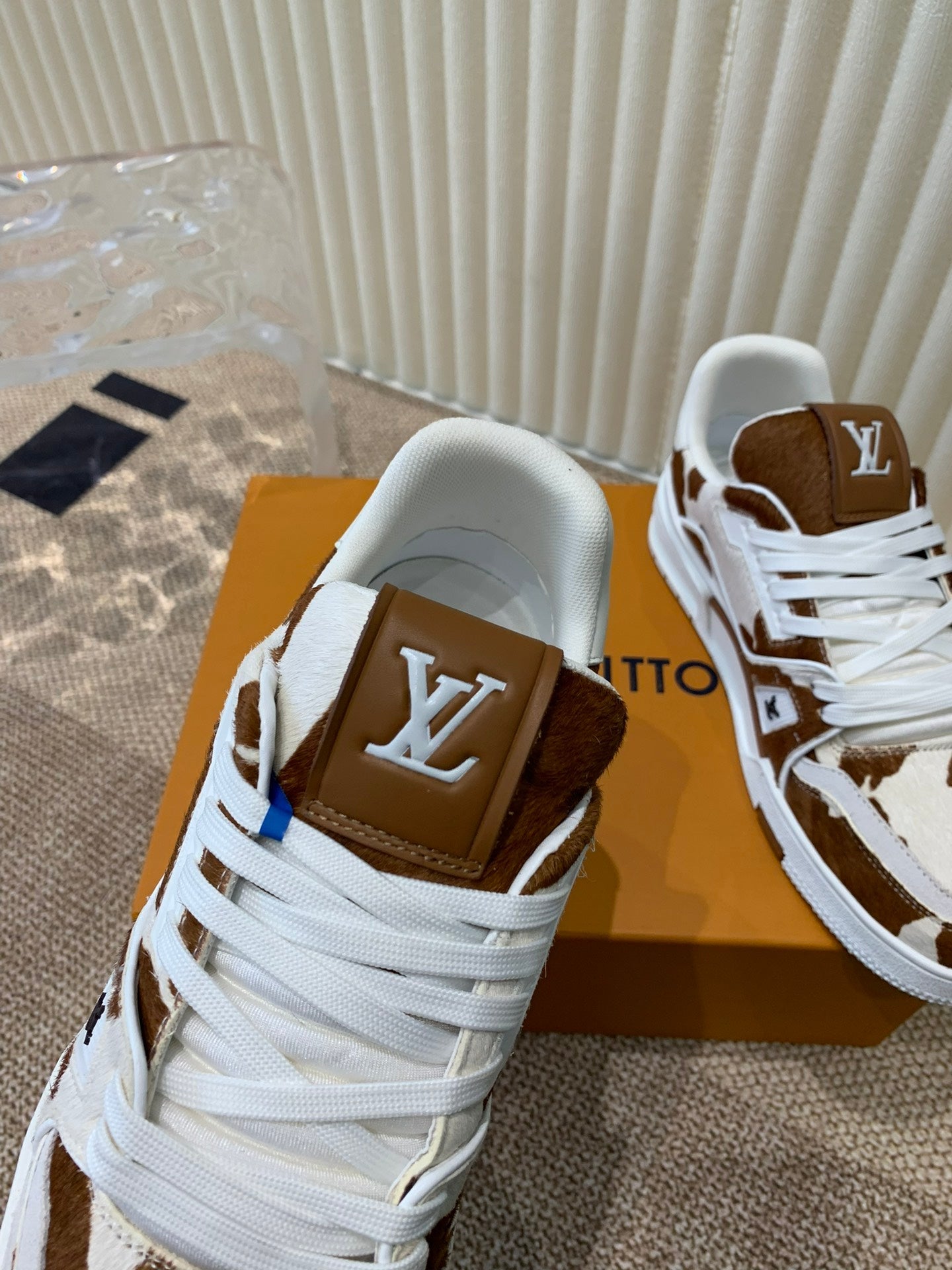 LV TRAINER SNEAKER PONY BROWN MIX WHITE - 35