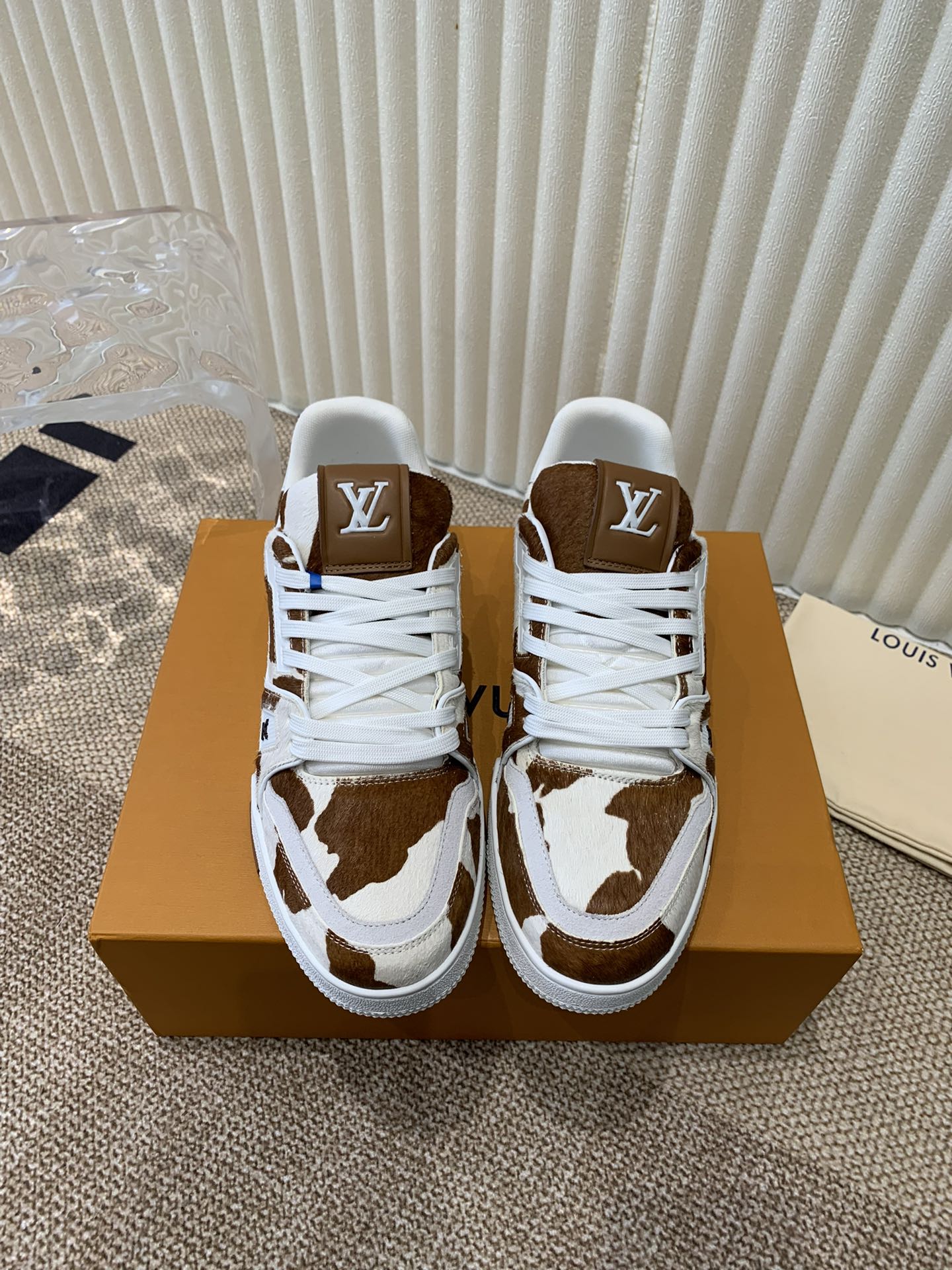 LV TRAINER SNEAKER PONY BROWN MIX WHITE - 35