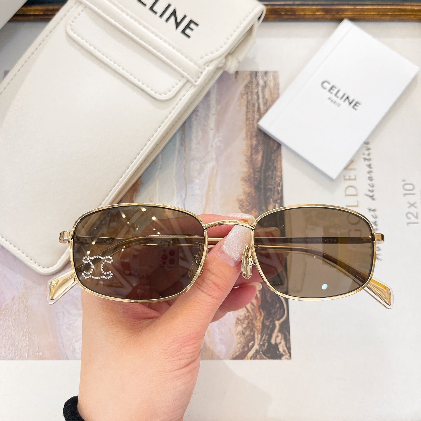 TRIOMPHE RHINESTONE SUNGLASS CL40285U IN METAL WITH CRYSTALS - Gold/Smoke