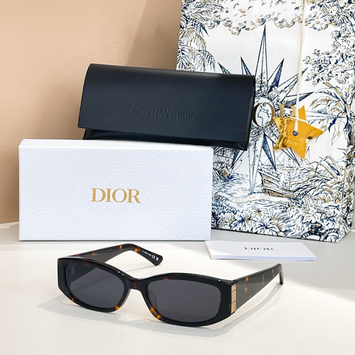 MONTAIGNE SUNGLASS DIORGLOW S1I IN ACETATE - Dark Havana