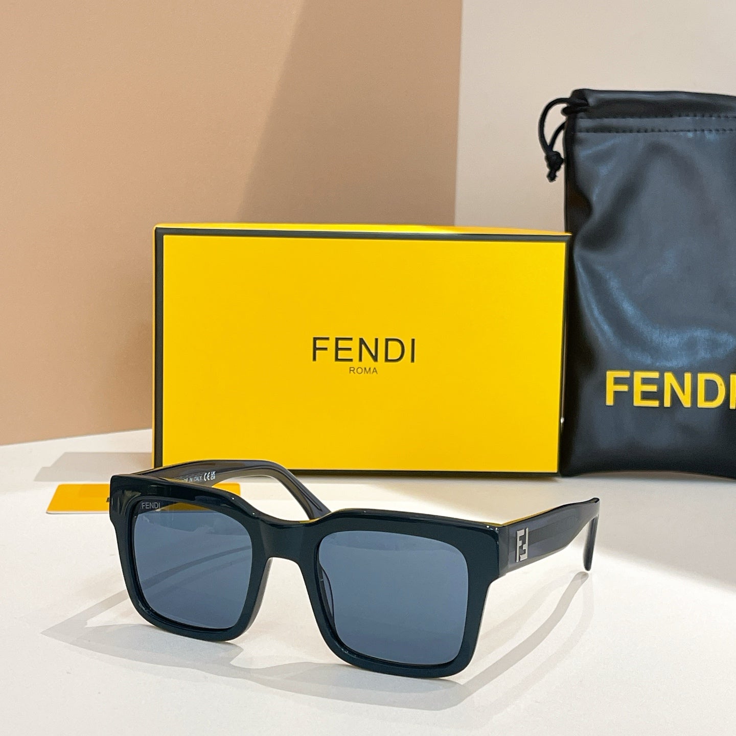 ROMA SQUARE FRAME SUNGLASSES FFF0053 IN ACETATE - Red orange