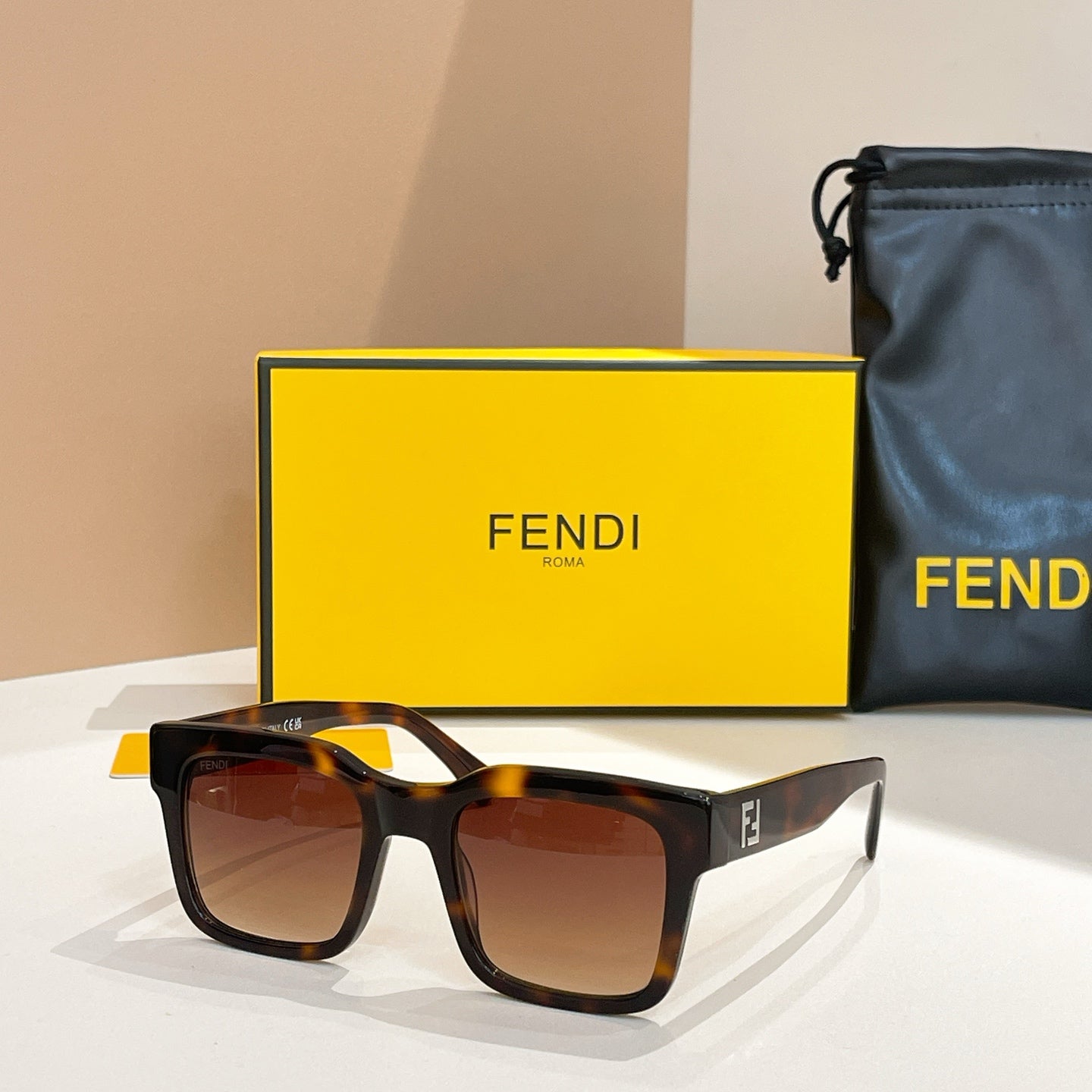 ROMA SQUARE FRAME SUNGLASSES FFF0053 IN ACETATE - Red orange