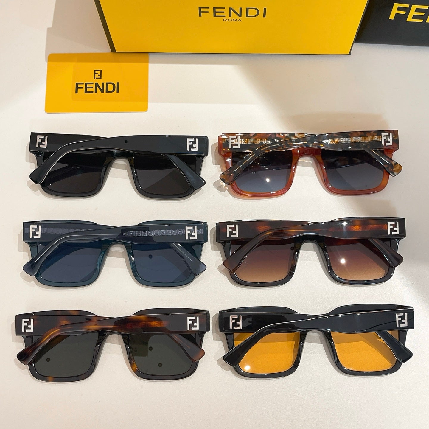 ROMA SQUARE FRAME SUNGLASSES FFF0053 IN ACETATE - Red orange