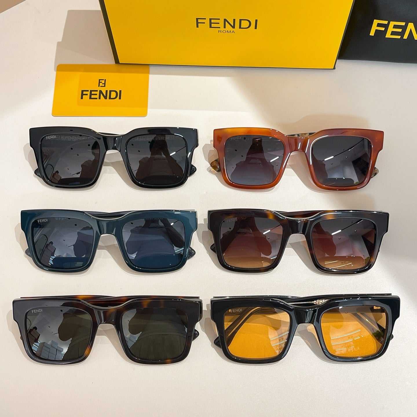 ROMA SQUARE FRAME SUNGLASSES FFF0053 IN ACETATE - Red orange