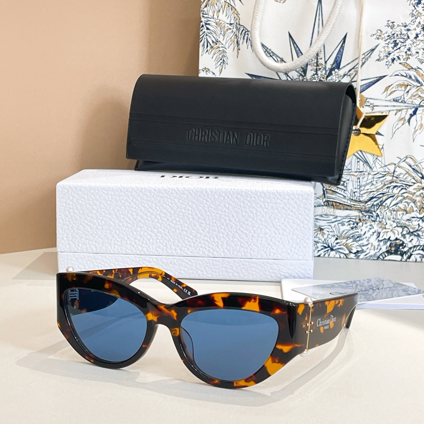 SIGNATURE SUNGLASS TRIABLE B1F IN ACETATE - Pink