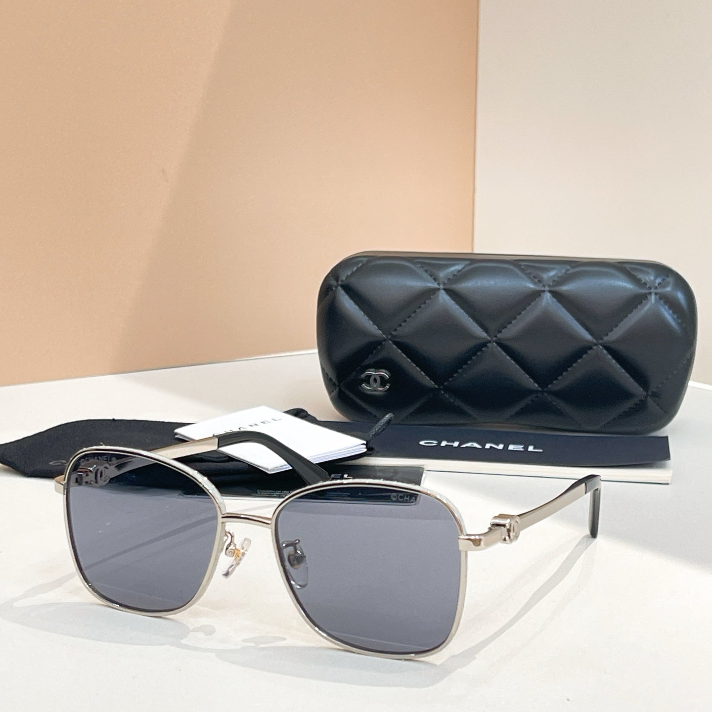 SQUARE SUNGLASSES CH4289Q IN METAL - Gold/Orange