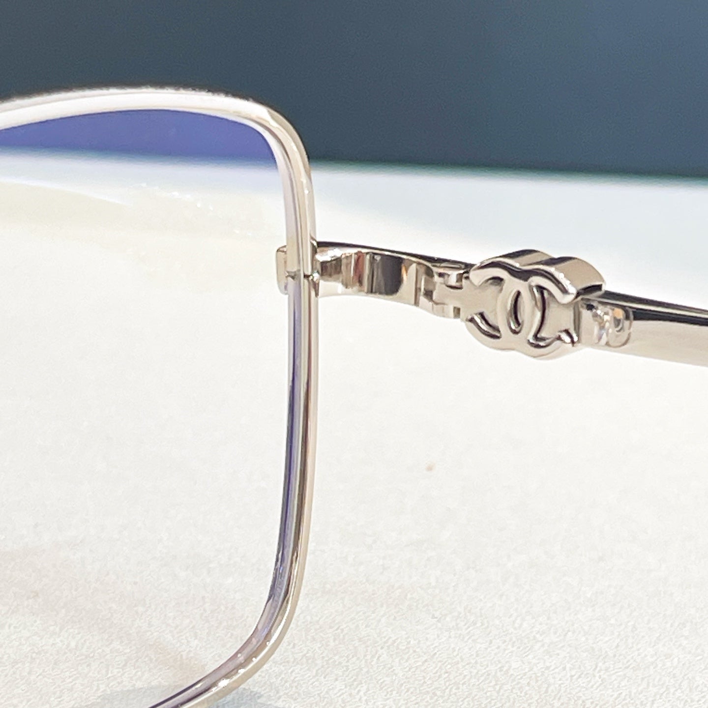 RECTANGULAR SUNGLASSES CH2219 IN METAL - Black/Silver