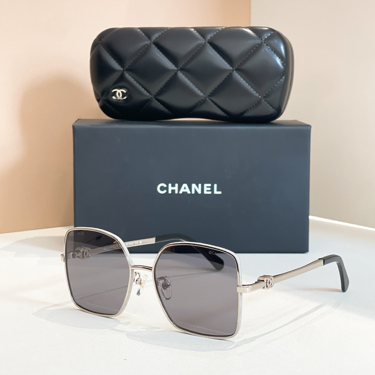 SQUARE SUNGLASSES CH4288Q IN METAL - Black/Silver