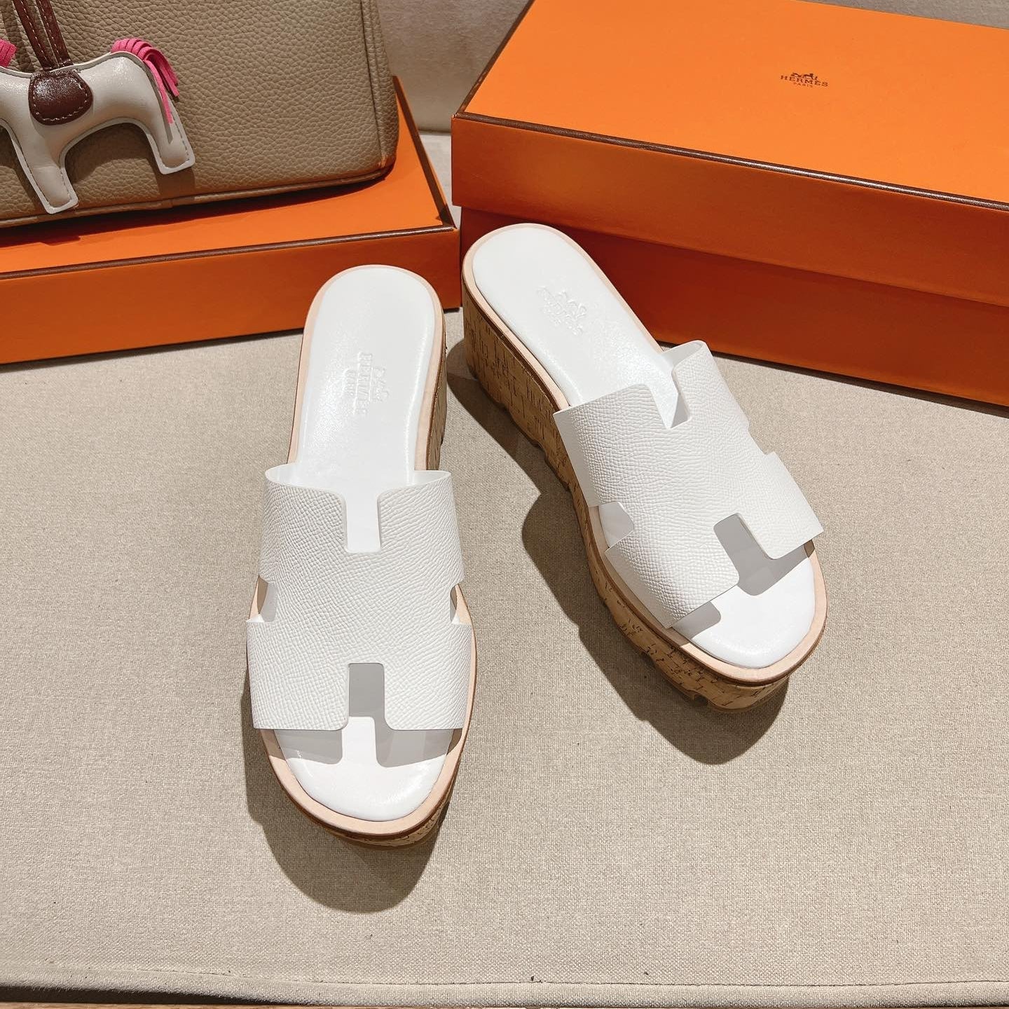 HM 25S HIGH WEDGE SANDALS IN WHITE LAMBSKIN STYLE 34 - 35