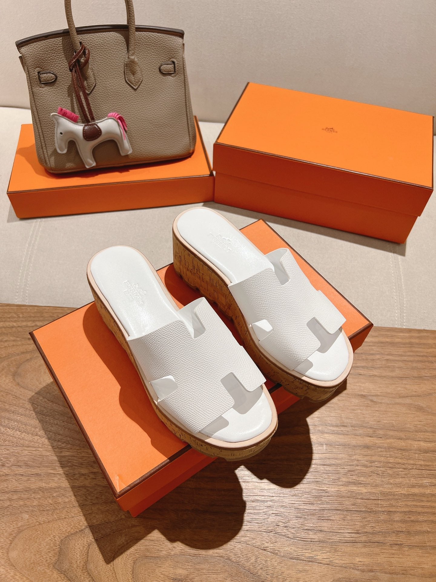 HM 25S HIGH WEDGE SANDALS IN WHITE LAMBSKIN STYLE 34 - 35
