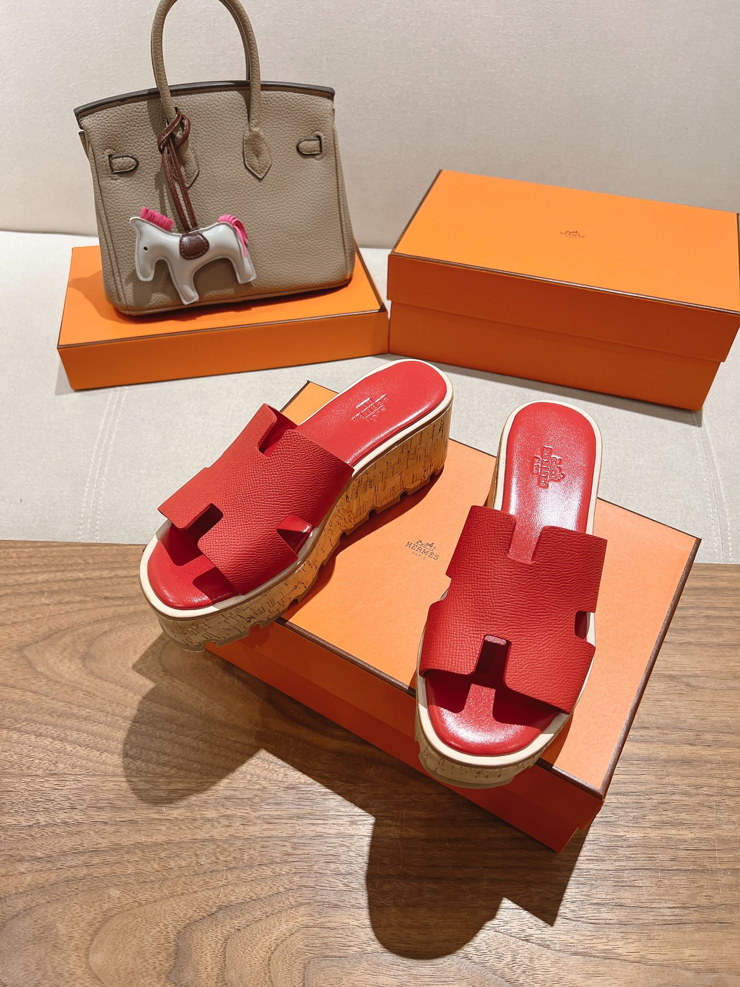 HM 25S HIGH WEDGE SANDALS IN RED LAMBSKIN STYLE 35 - 35