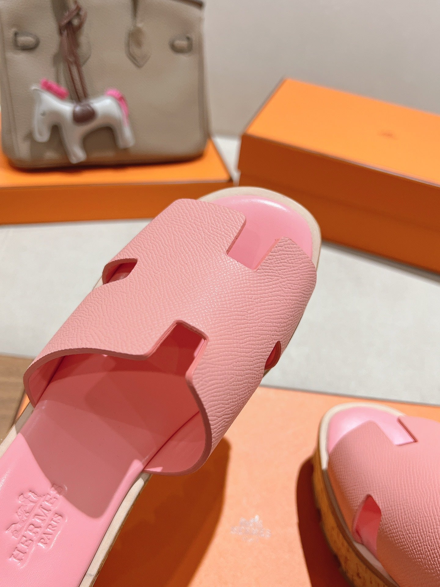 HM 25S HIGH WEDGE SANDALS IN PINK LAMBSKIN STYLE 31 - 35