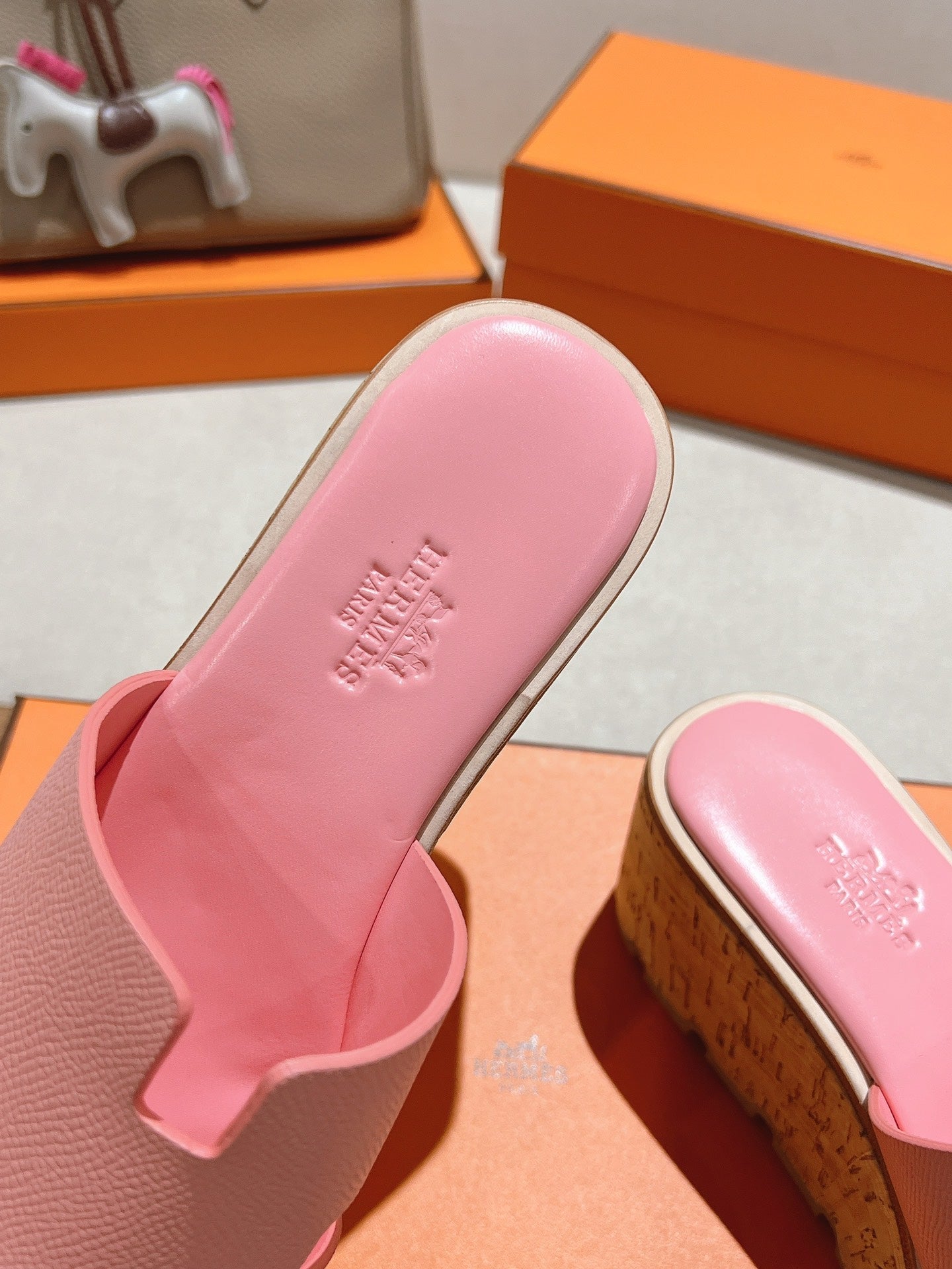 HM 25S HIGH WEDGE SANDALS IN PINK LAMBSKIN STYLE 31 - 35