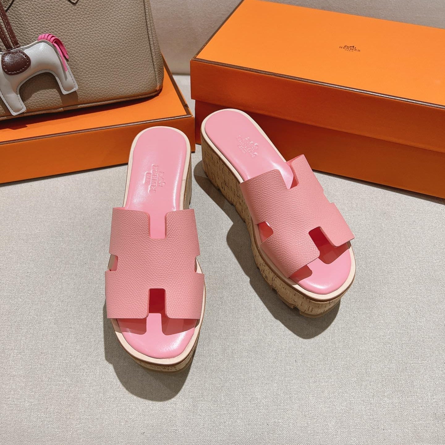 HM 25S HIGH WEDGE SANDALS IN PINK LAMBSKIN STYLE 31 - 35