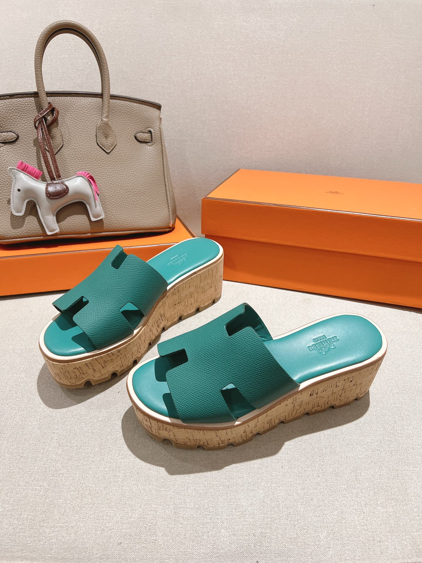 HM 25S HIGH WEDGE SANDALS IN PASTEL SEA GREEN LAMBSKIN STYLE 30 - 35
