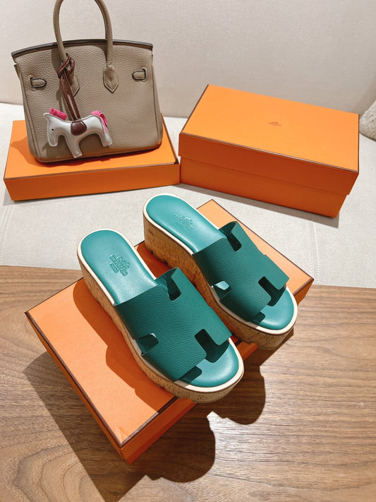 HM 25S HIGH WEDGE SANDALS IN PASTEL SEA GREEN LAMBSKIN STYLE 30 - 35