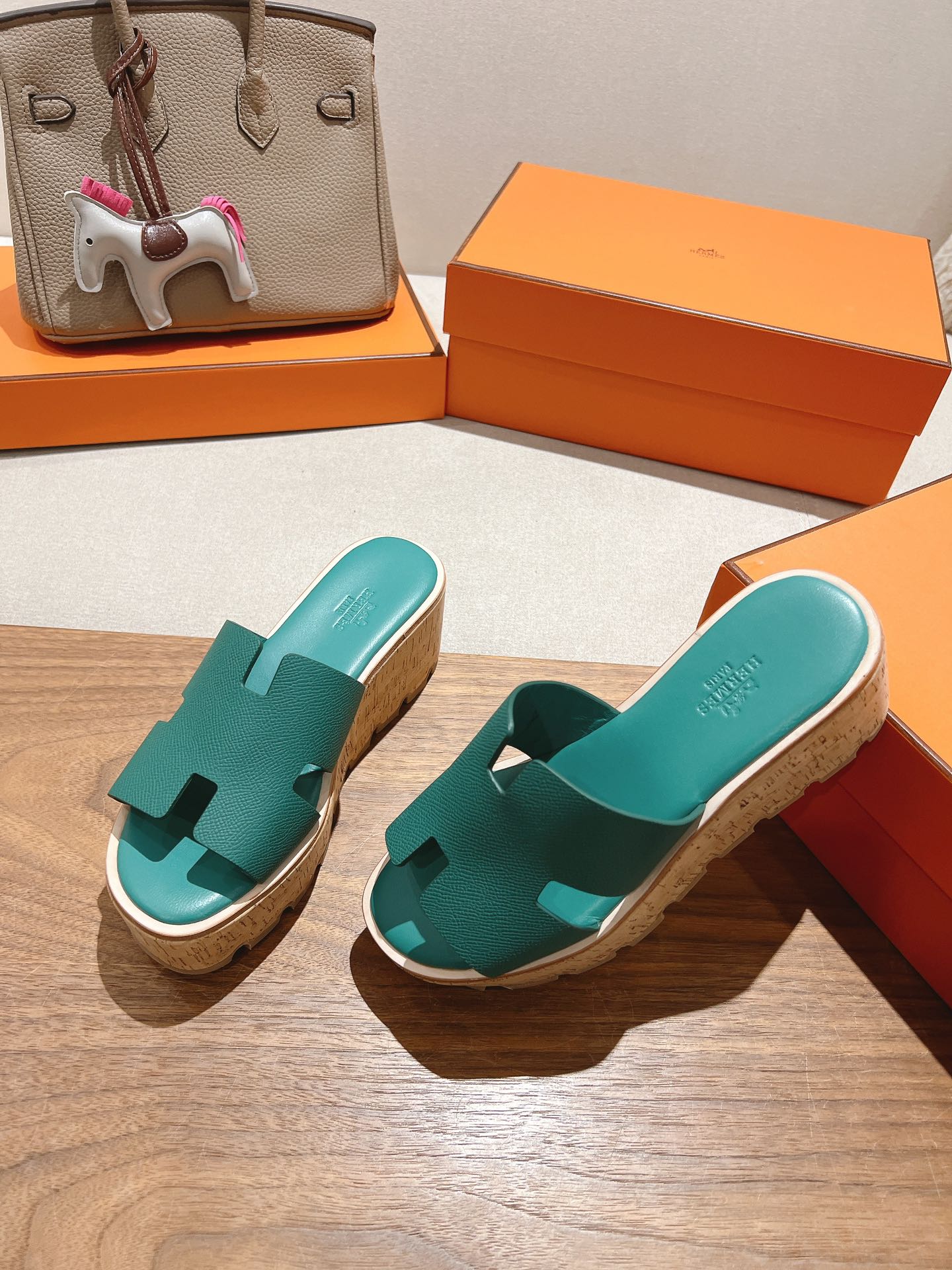 HM 25S HIGH WEDGE SANDALS IN PASTEL SEA GREEN LAMBSKIN STYLE 30 - 35