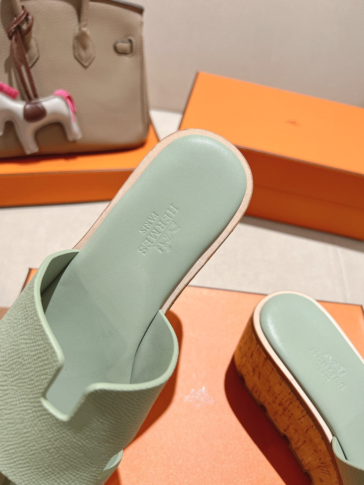 HM 25S HIGH WEDGE SANDALS IN SOFT MINT GREEN LAMBSKIN STYLE 28 - 35