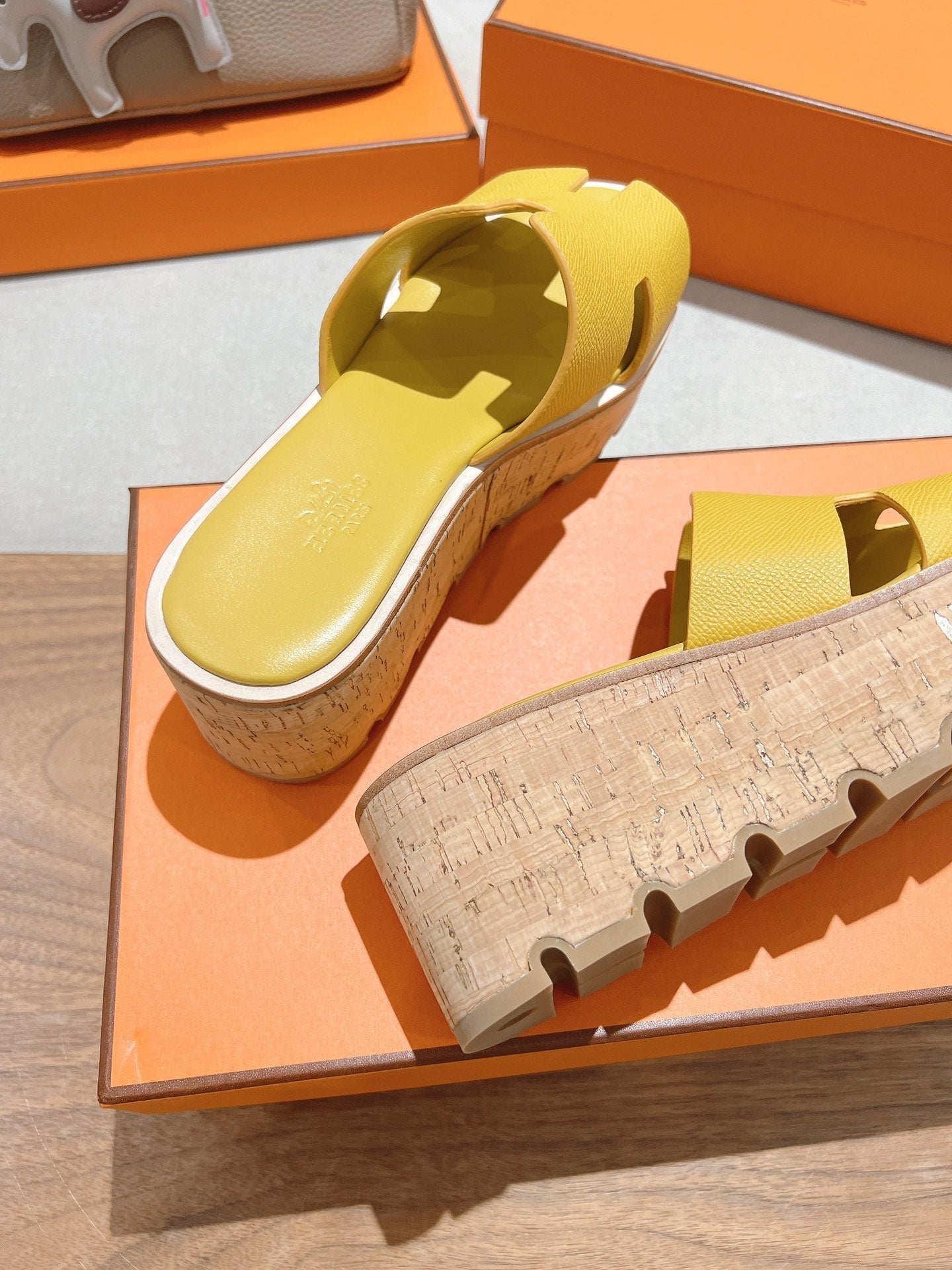 HM 25S HIGH WEDGE SANDALS IN DARK YELLOW LAMBSKIN STYLE 27 - 35
