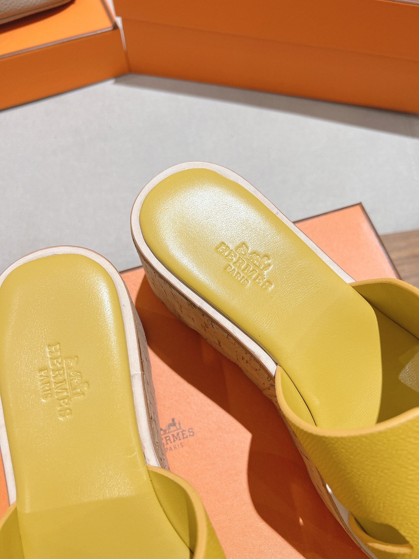 HM 25S HIGH WEDGE SANDALS IN DARK YELLOW LAMBSKIN STYLE 27 - 35
