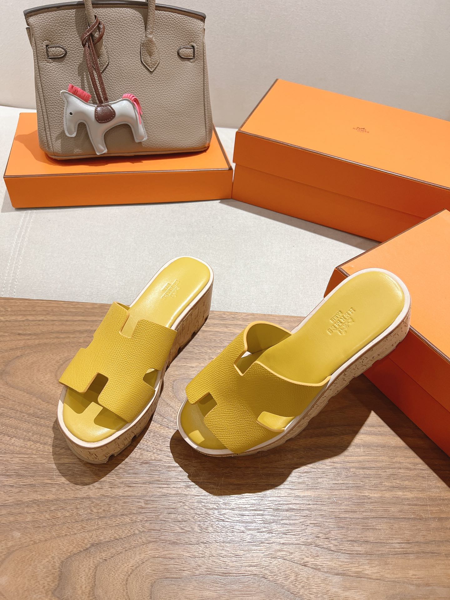 HM 25S HIGH WEDGE SANDALS IN DARK YELLOW LAMBSKIN STYLE 27 - 35
