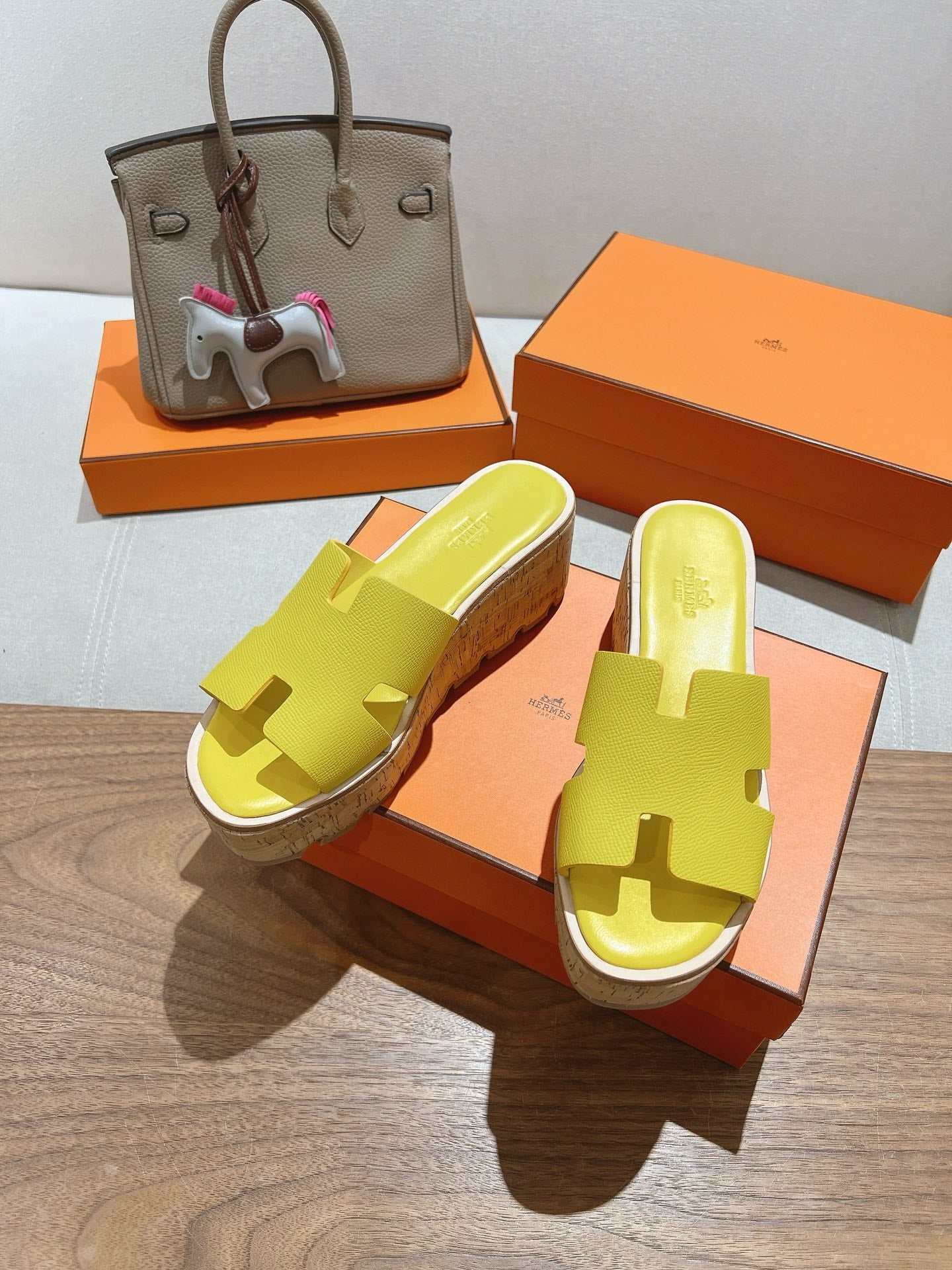 HM 25S HIGH WEDGE SANDALS IN YELLOW LAMBSKIN STYLE 26 - 35
