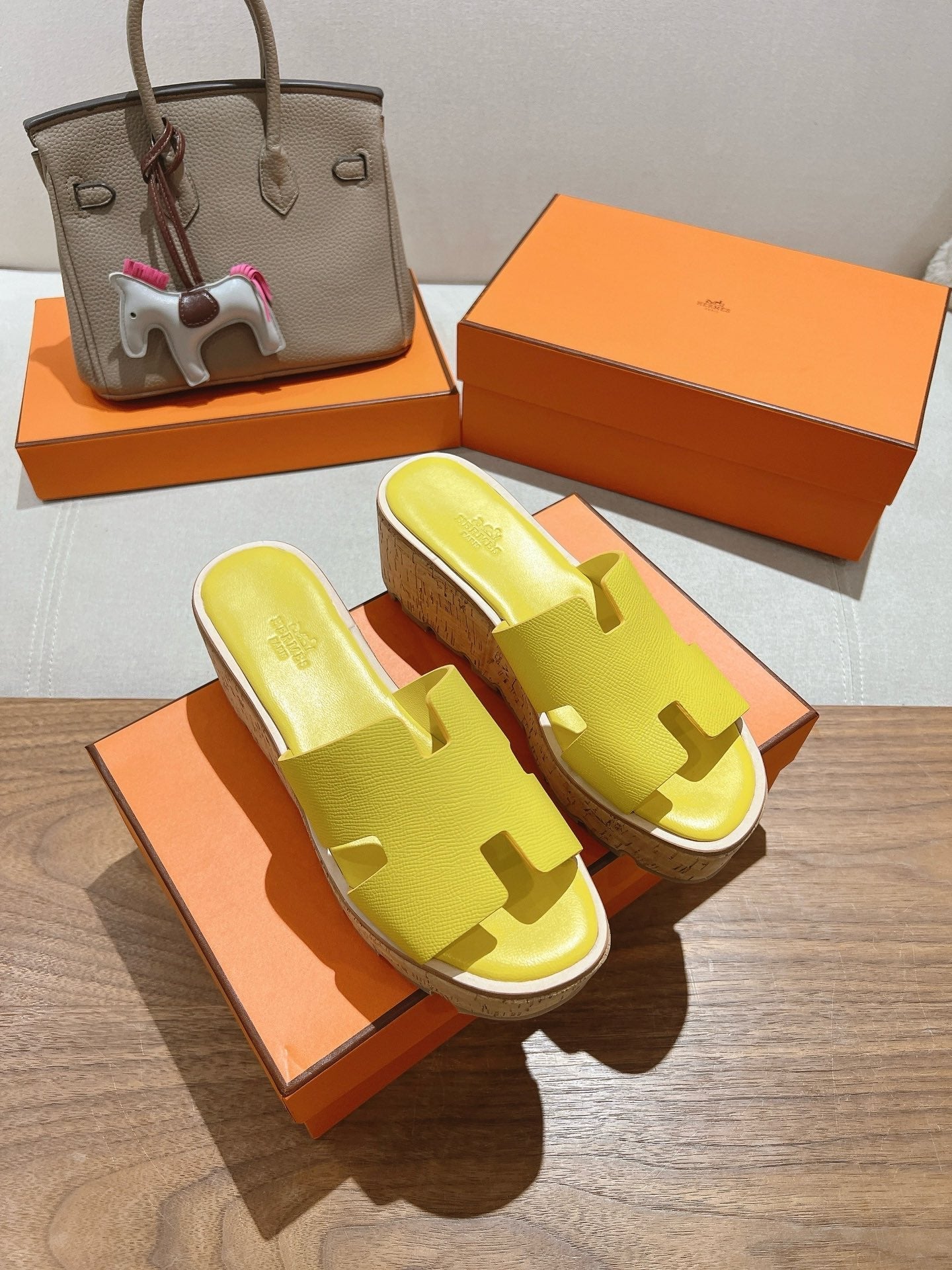 HM 25S HIGH WEDGE SANDALS IN YELLOW LAMBSKIN STYLE 26 - 35