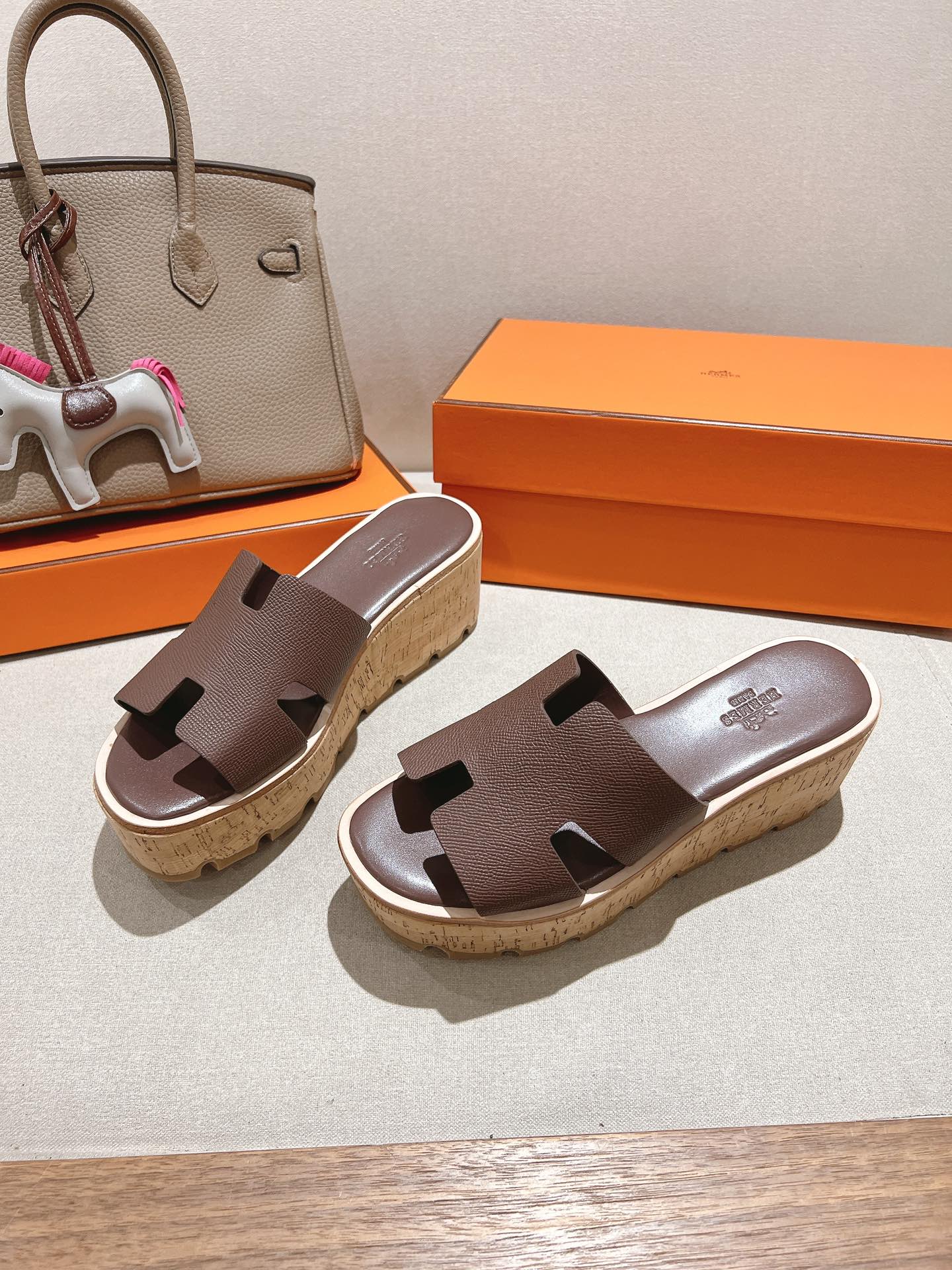 HM 25S HIGH WEDGE SANDALS IN DUSTY ROSE BROWN LAMBSKIN STYLE 19 - 35