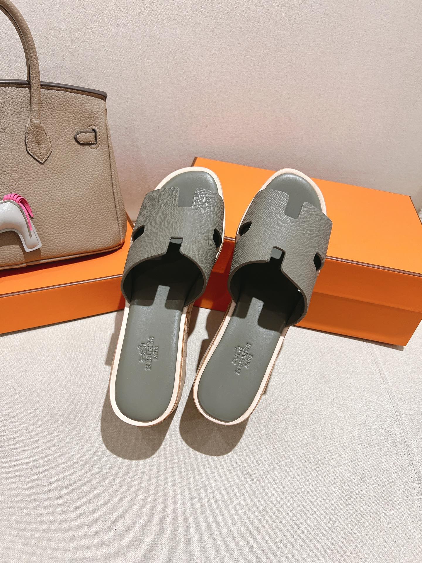 HM 25S HIGH WEDGE SANDALS IN DARK GREY LAMBSKIN STYLE 11 - 35