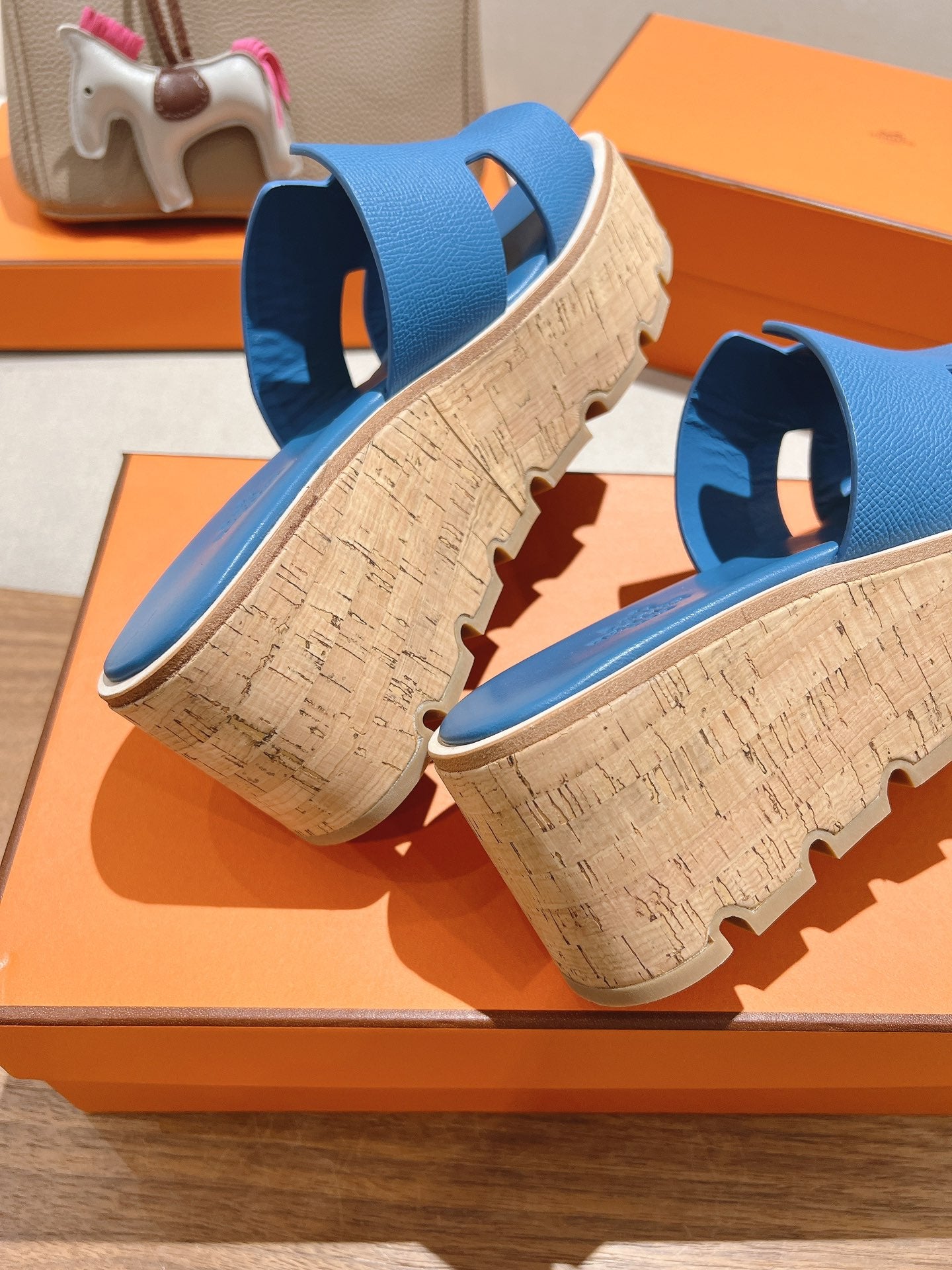 HM 25S HIGH WEDGE SANDALS IN BLUE LAMBSKIN STYLE 14 - 35