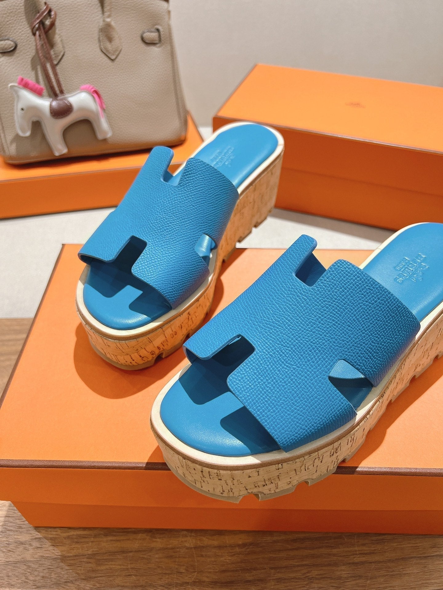 HM 25S HIGH WEDGE SANDALS IN BLUE LAMBSKIN STYLE 12 - 35