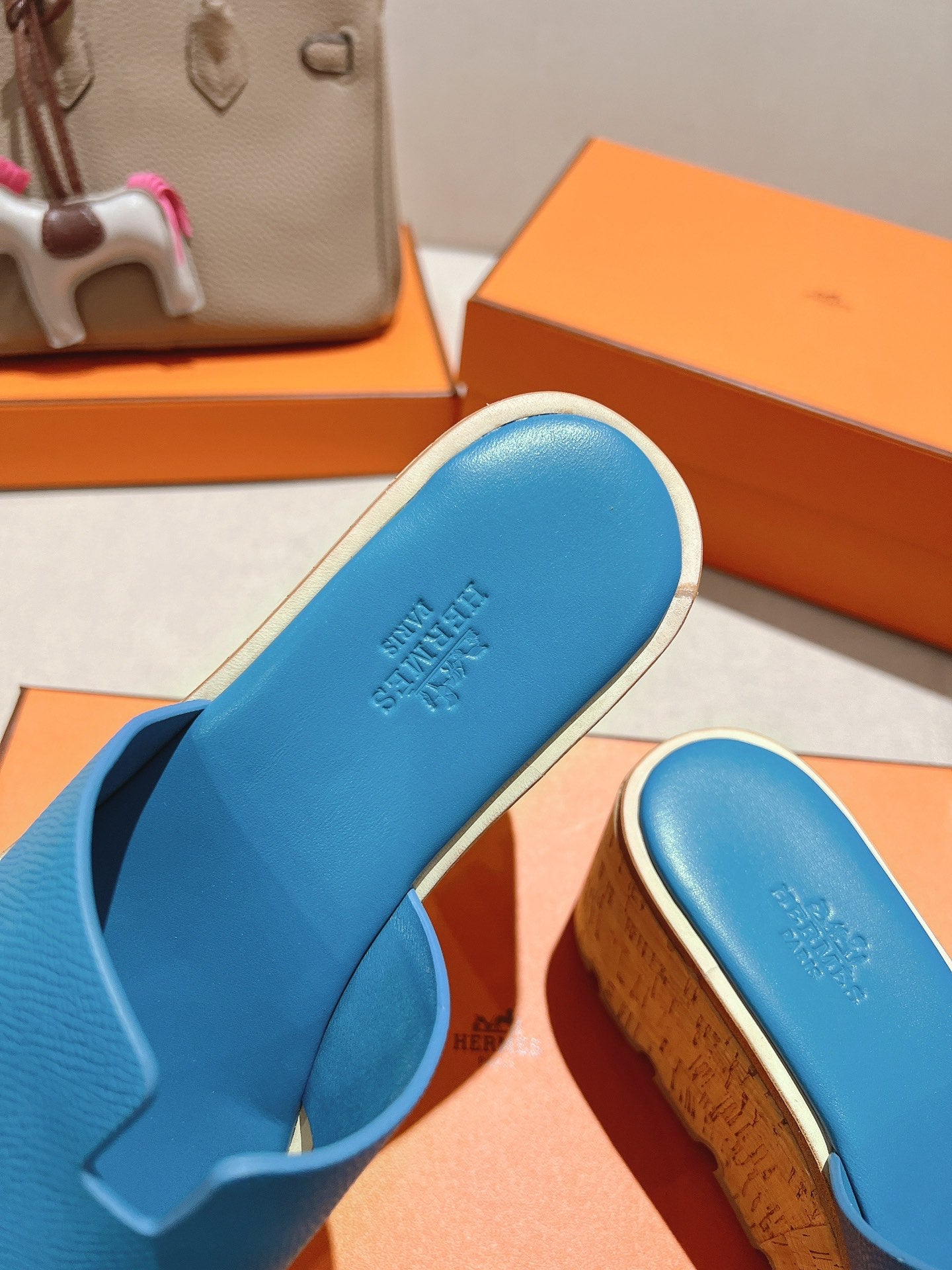 HM 25S HIGH WEDGE SANDALS IN BLUE LAMBSKIN STYLE 12 - 35