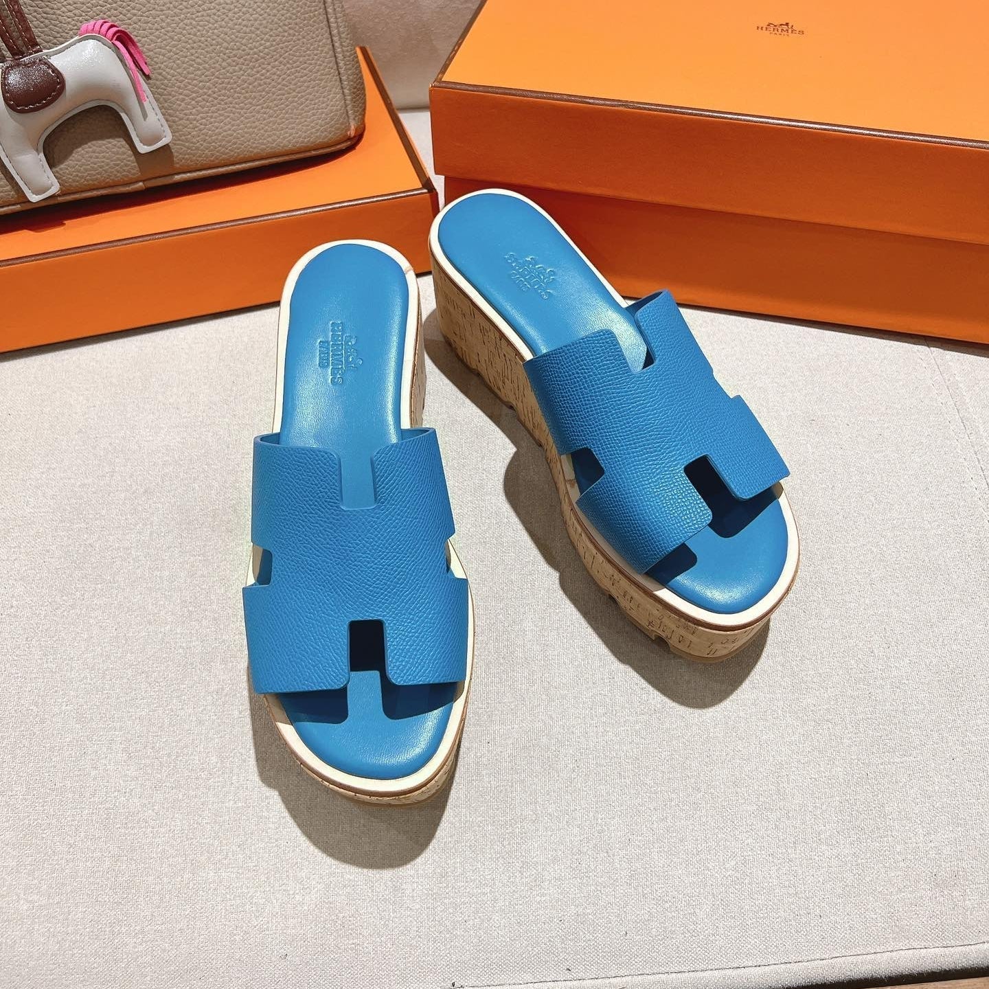 HM 25S HIGH WEDGE SANDALS IN BLUE LAMBSKIN STYLE 12 - 35