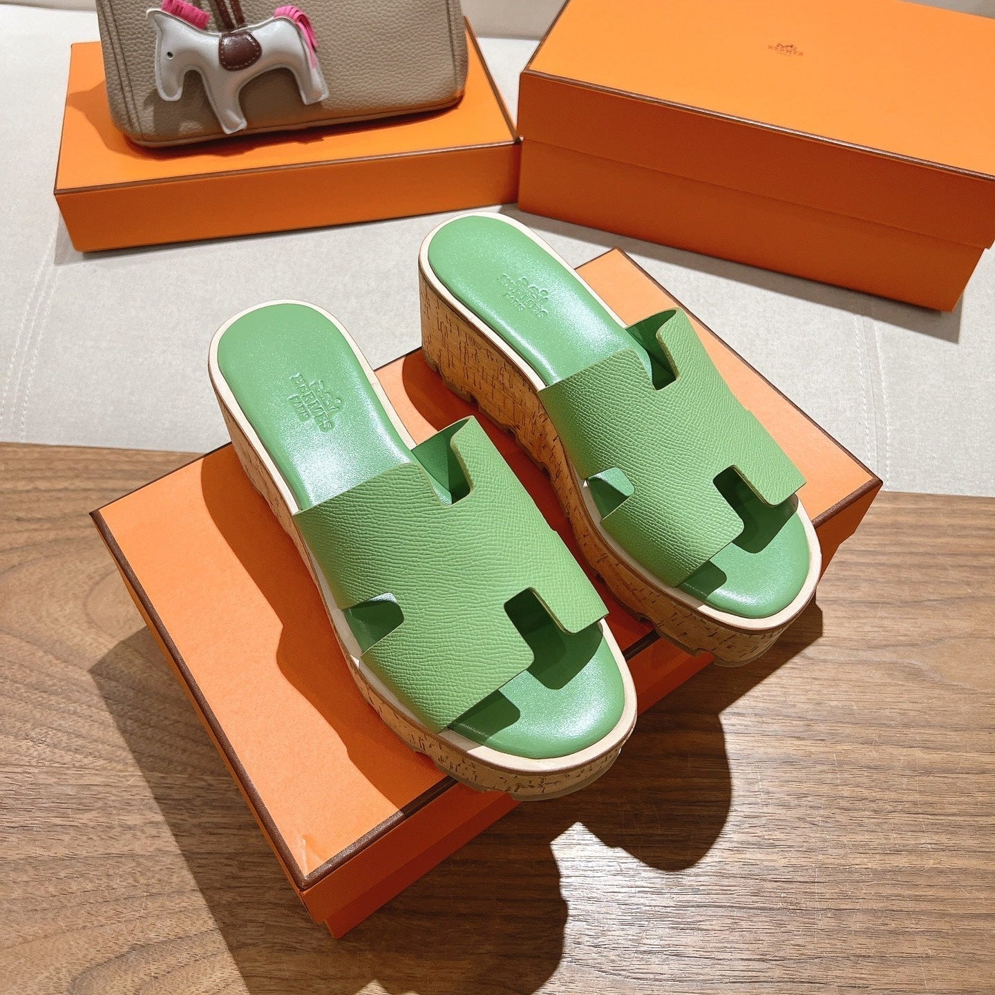 HM 25S HIGH WEDGE SANDALS IN LIGHT GREEN LAMBSKIN STYLE 1 - 35