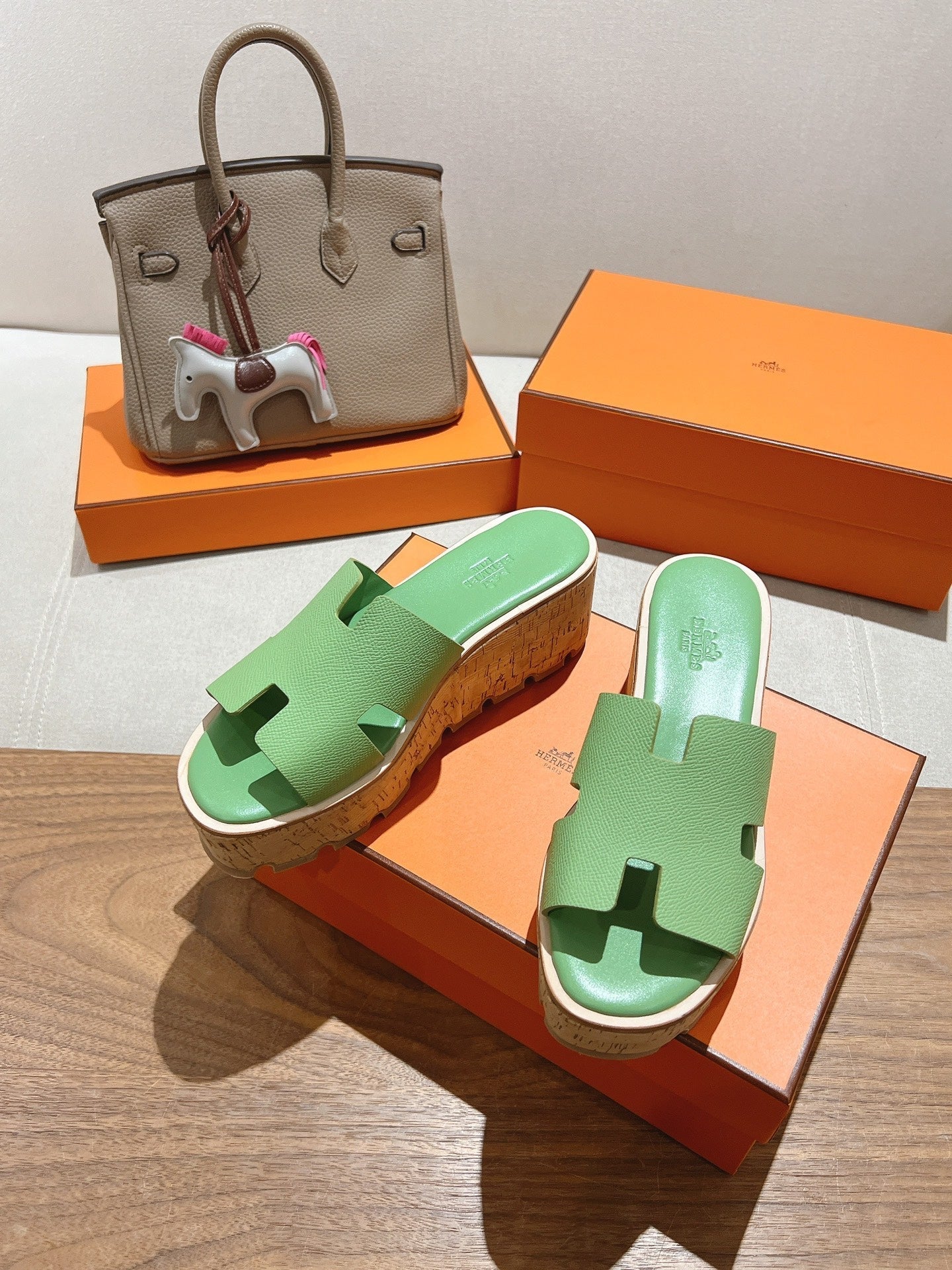 HM 25S HIGH WEDGE SANDALS IN LIGHT GREEN LAMBSKIN STYLE 1 - 35