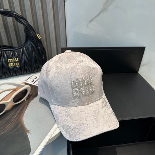 КЕПКА MIUMIU БЕЙСБОЛКА СТИЛЬ 33
