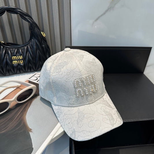 КЕПКА MIUMIU БЕЙСБОЛКА СТИЛЬ 32