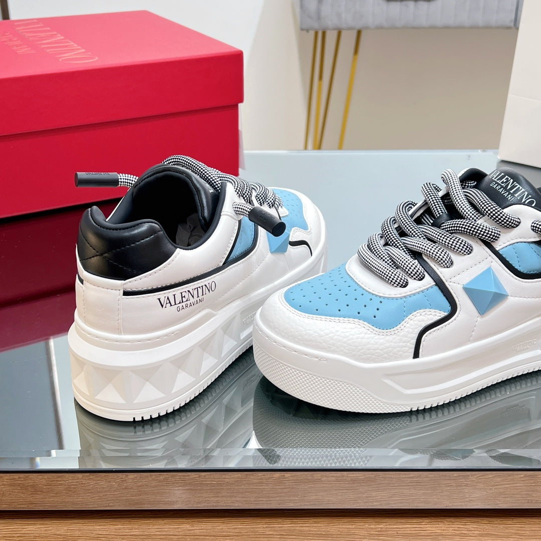 VALENTINO 25S GARAVANI ONE STUD XL PLATFORM SNEAKERS IN WHITE MIX BLUE LAMBSKIN STYLE 6 - 35
