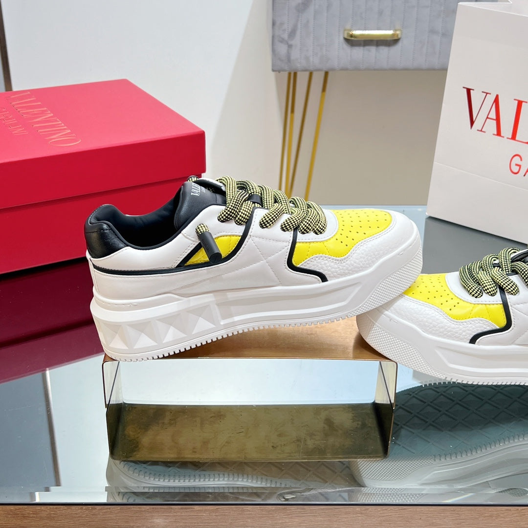 VALENTINO 25S GARAVANI ONE STUD XL PLATFORM SNEAKERS IN WHITE MIX YELLOW LAMBSKIN STYLE 5 - 35