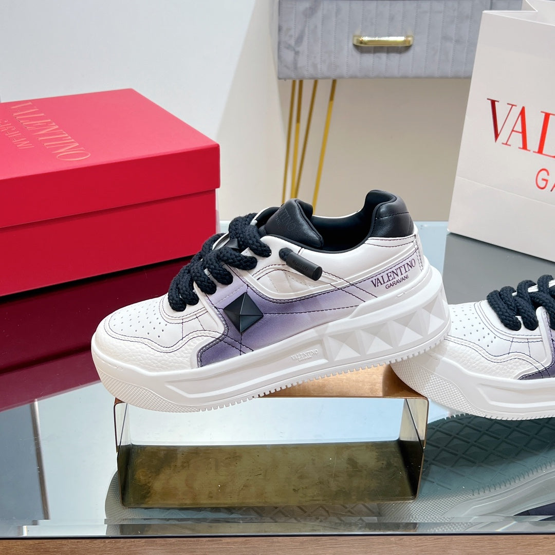 VALENTINO 25S GARAVANI ONE STUD XL PLATFORM SNEAKERS IN WHITE MIX PURPLE LAMBSKIN STYLE 7 - 35