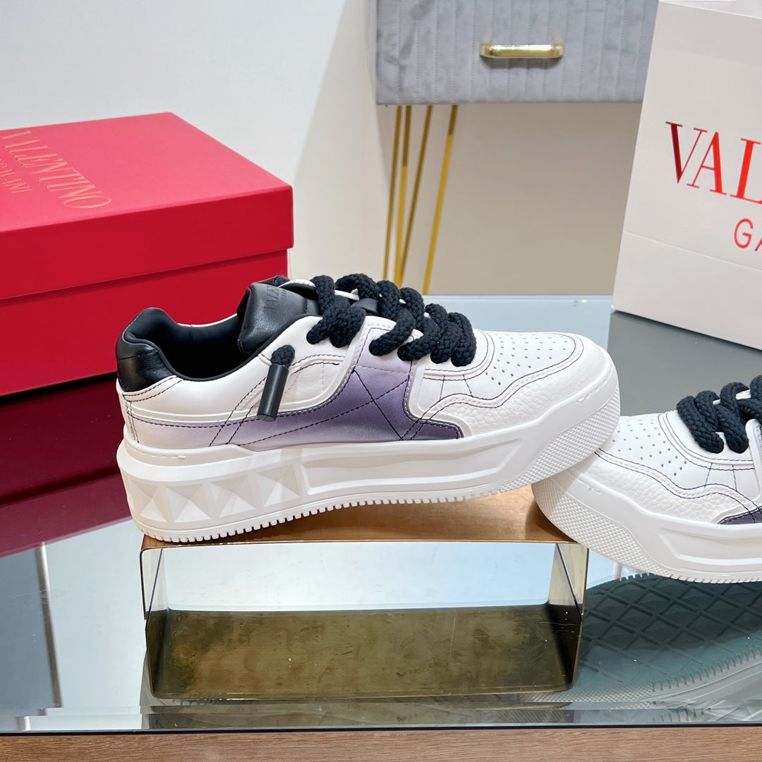 VALENTINO 25S GARAVANI ONE STUD XL PLATFORM SNEAKERS IN WHITE MIX PURPLE LAMBSKIN STYLE 7 - 35