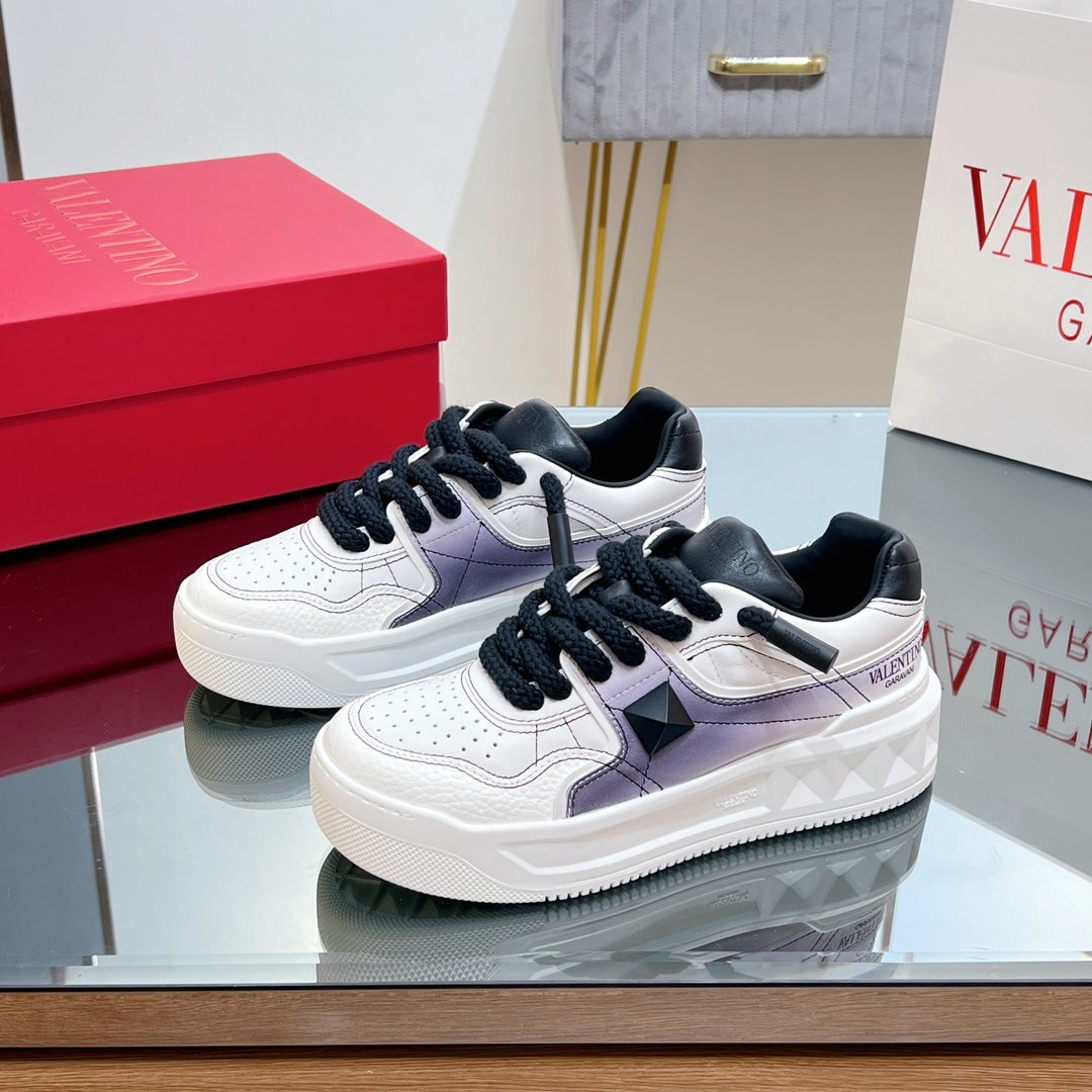 VALENTINO 25S GARAVANI ONE STUD XL PLATFORM SNEAKERS IN WHITE MIX PURPLE LAMBSKIN STYLE 7 - 35